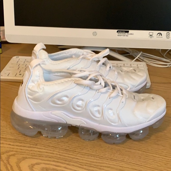 Shoes - 🍭White Sneakers🍭